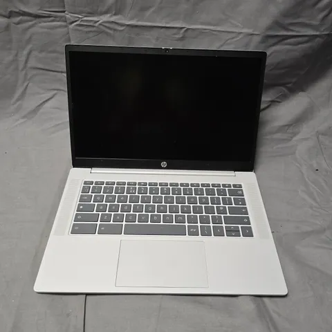 HP CHROMEBOOK LAPTOP – SILVER, CHROME OS 9Z6X9EA