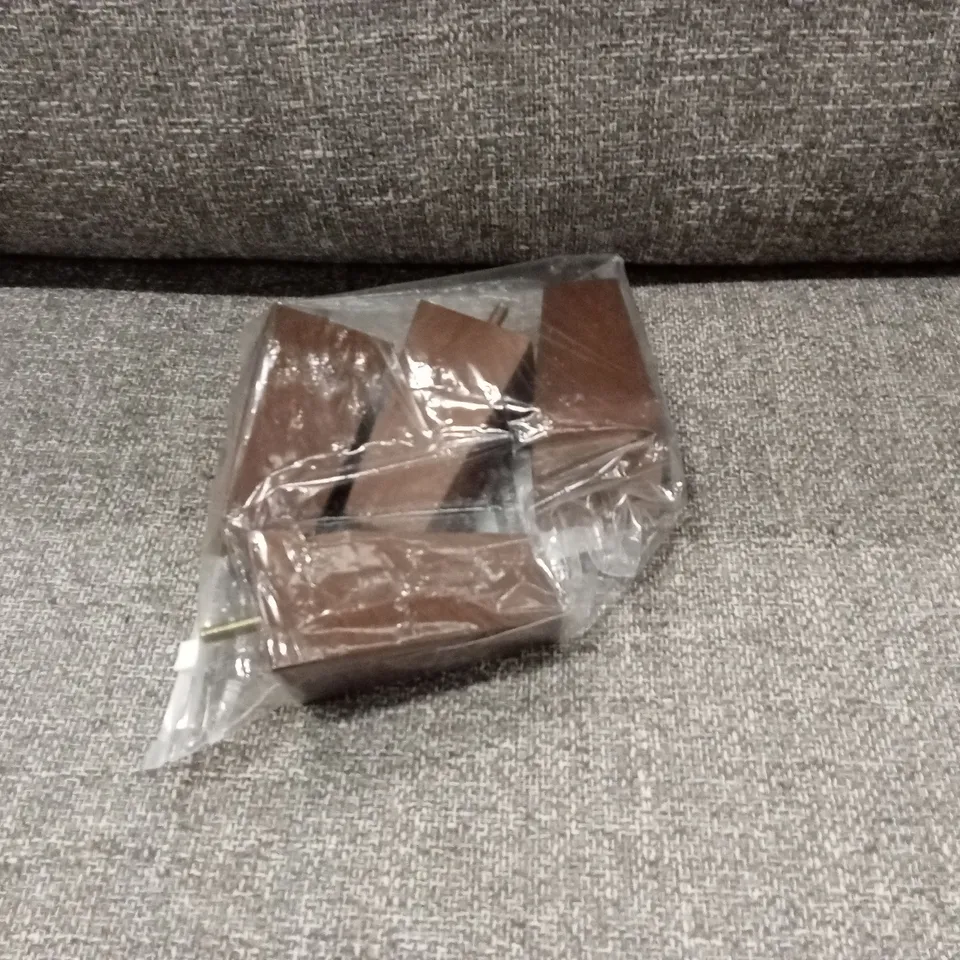 WILLOW TWEED SNUGGLE CHAIR RRP £899