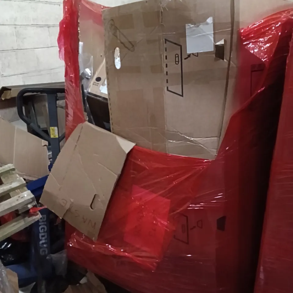 PALLET CONTAINING A LARGE QUANTITY OF ITEMS TO INCLUDE - GAMING MONITOR, FOLDING WAGON, BLINDS ETC
