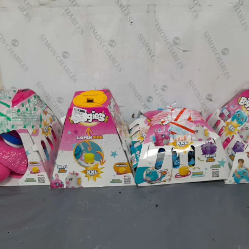 APPROXIMATELY 10 BOXED BIGGIE XXL PUMP UP PLUSHIES 
