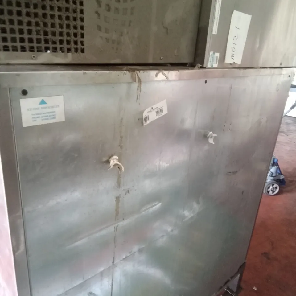 COMMERCIAL FOLLETT ICE MAKER WITH VENTILATION 