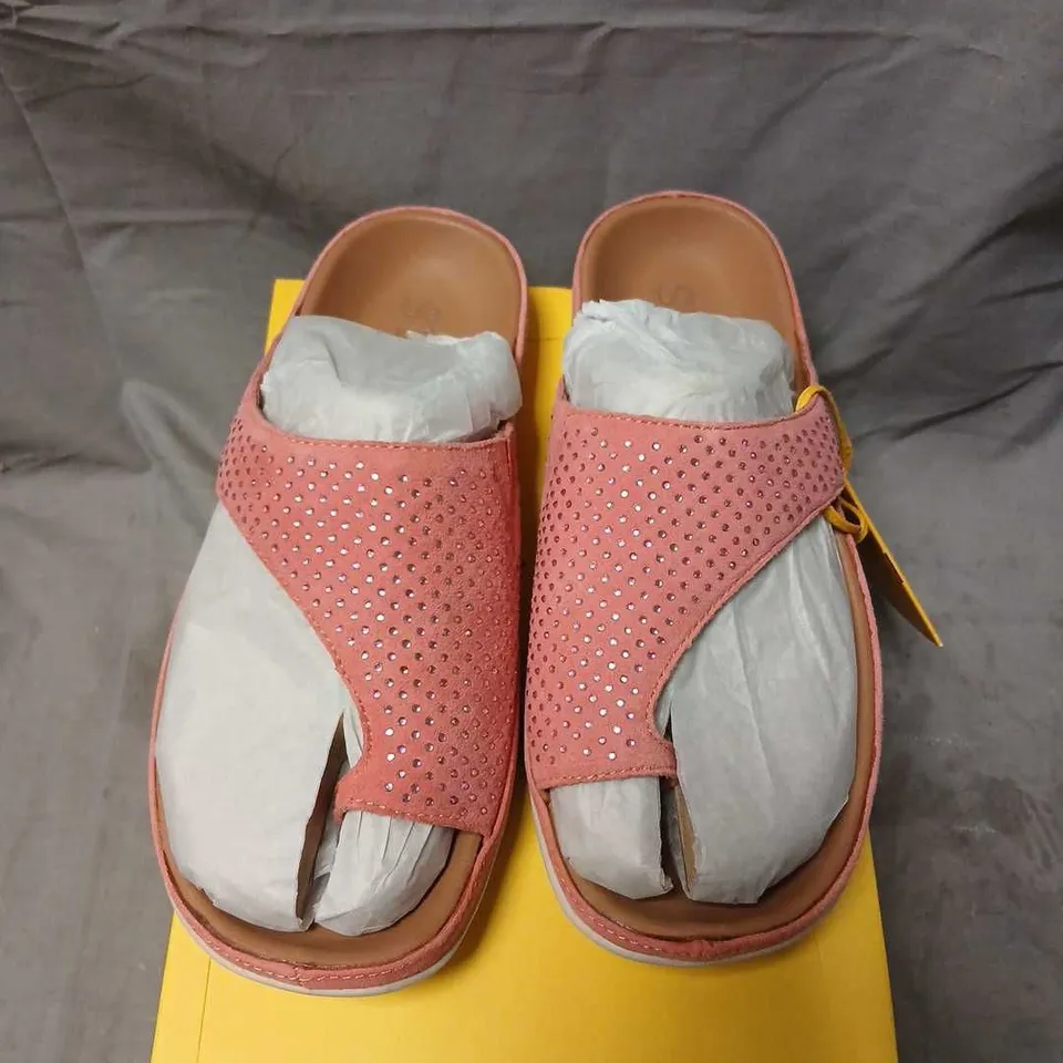 STRIVE BELIZE CORAL PINK WOMEN’S SANDALS – UK 4 (EU 37; US 6)