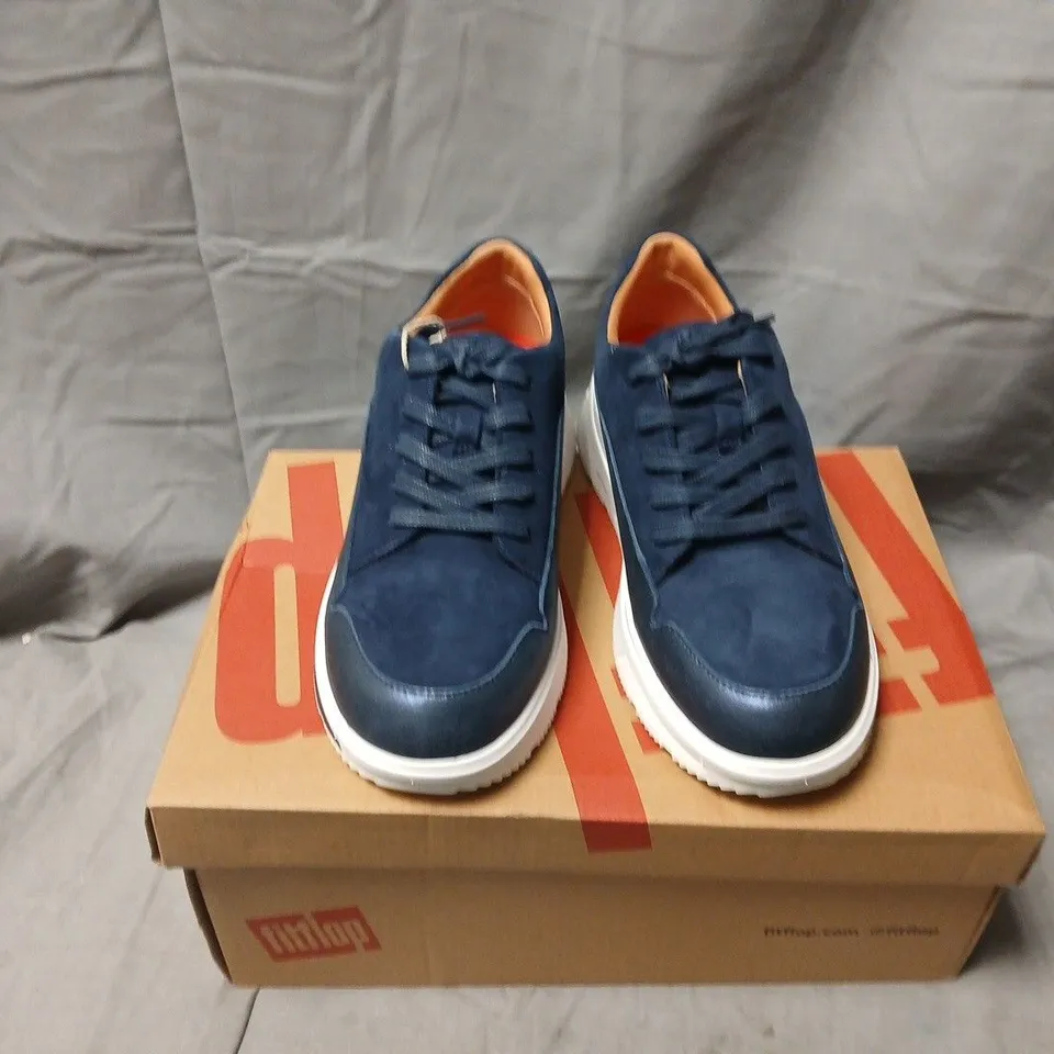 BOXED FITFLOP FREYA SUEDE SNEAKERS – MIDNIGHT NAVY, UK 4 (EU 37)
