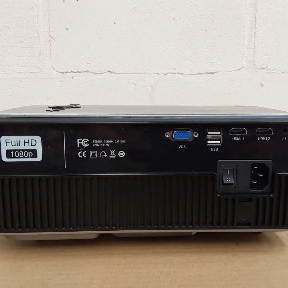 BOXED EUG 900D AB DIGITAL LED PROJECTOR (1 BOX)