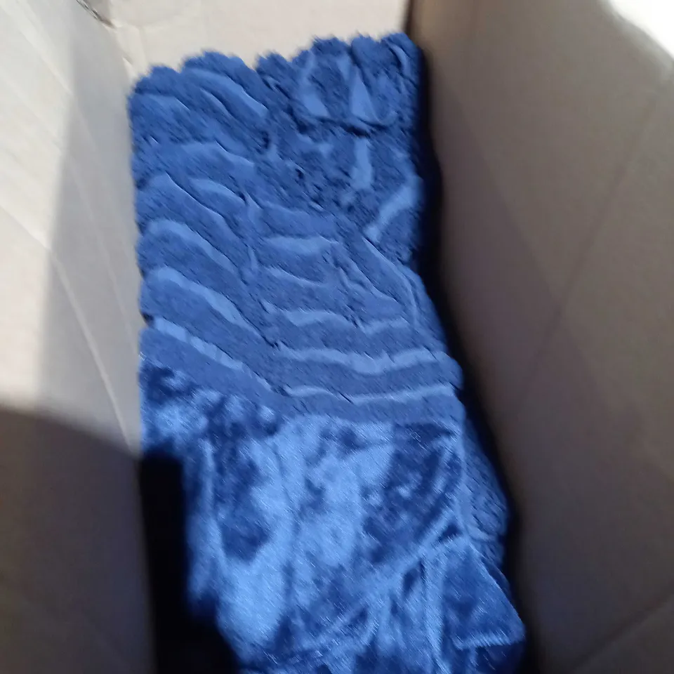 COZEE HOME TUFTED STRIPE 4 PIECE DUVET SET NAVY DOUBLE