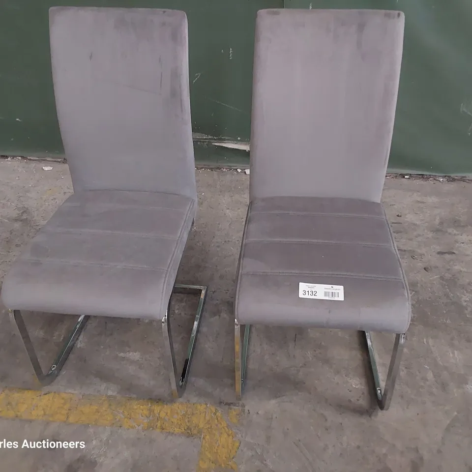 PAIR OF CHROME FRAMED DINING CHAIRS GREY PLUSH FABRIC 