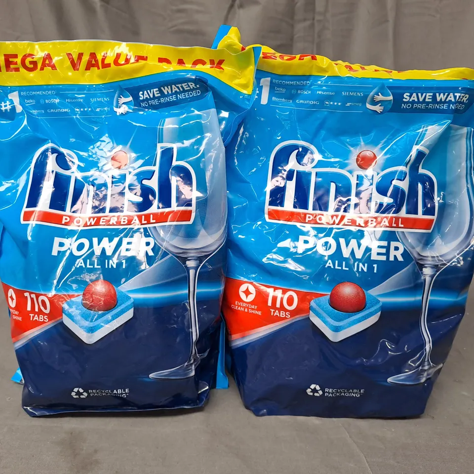 APPROXIMATELY 5 ASSORTED HOUSEHOLD ITEMS TO INCLUDE FINISH POWER ALL-IN-1 MEGA VALUE PACK, ETC