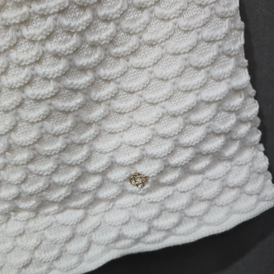 CASABLANCA BABY WHITE TEXTURED KNIT SHORTS 