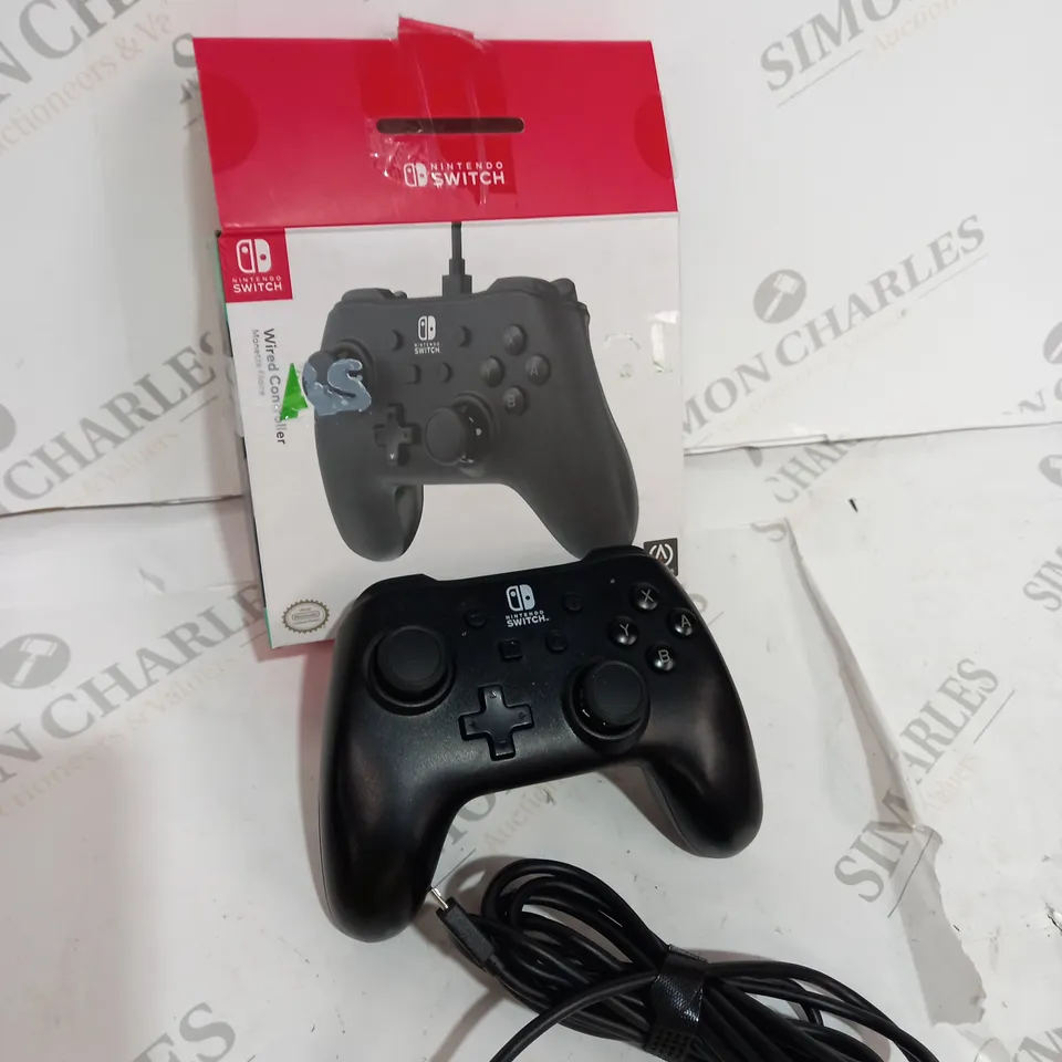 BOXED SWITCH WIRED CONTROLLER BLACK