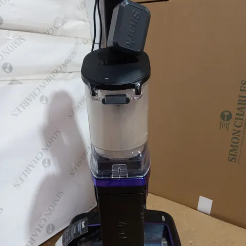 SHARK CORDLESS STICK VACUUM IZ390UKTQ