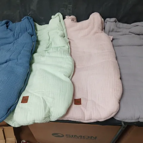 LOT OF 4 BABY SLEEPING BAGS - VARIOUS COLOURS