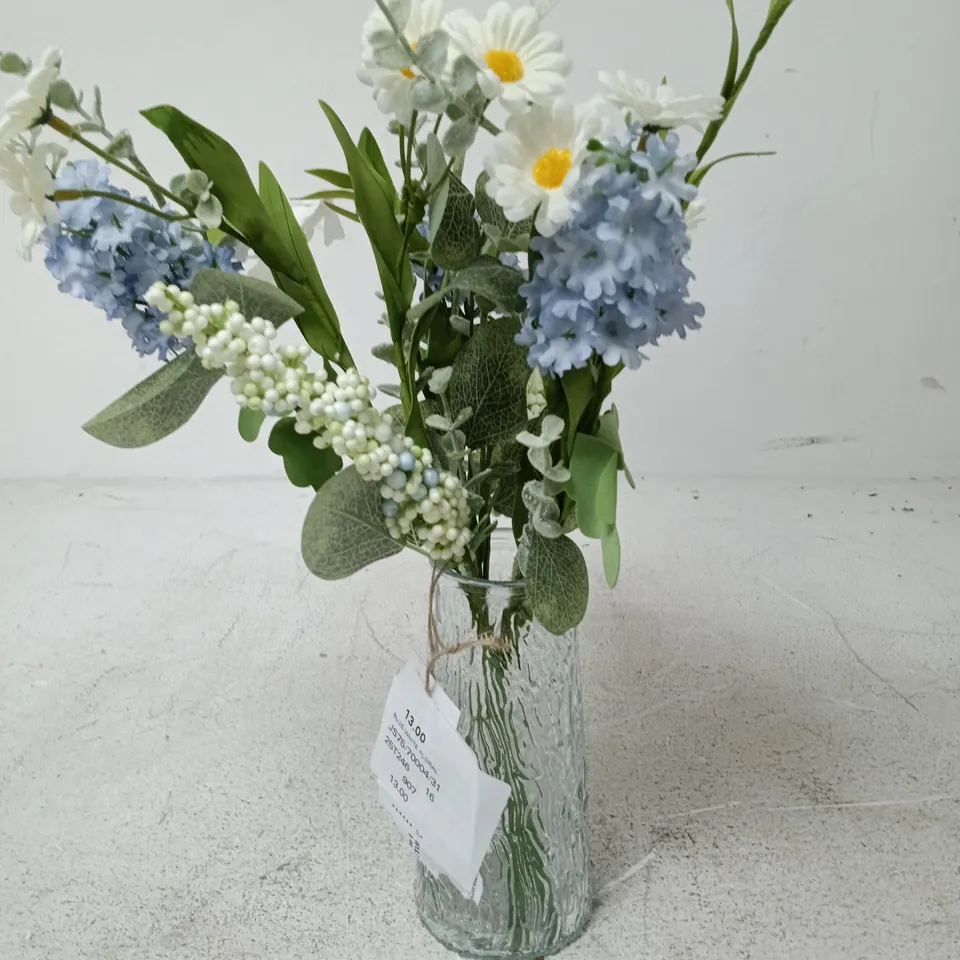ARTIFICIAL FLORAL ARRANGEMENT IN GLASS VASE – BLUE AND WHITE