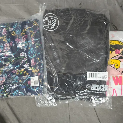 APPROXIMATELY 20 ASSORTED CLOTHING AND FASHION PRODUCTS IN VARIOUS STYLES AND SIZES - COLLECTION ONLY
