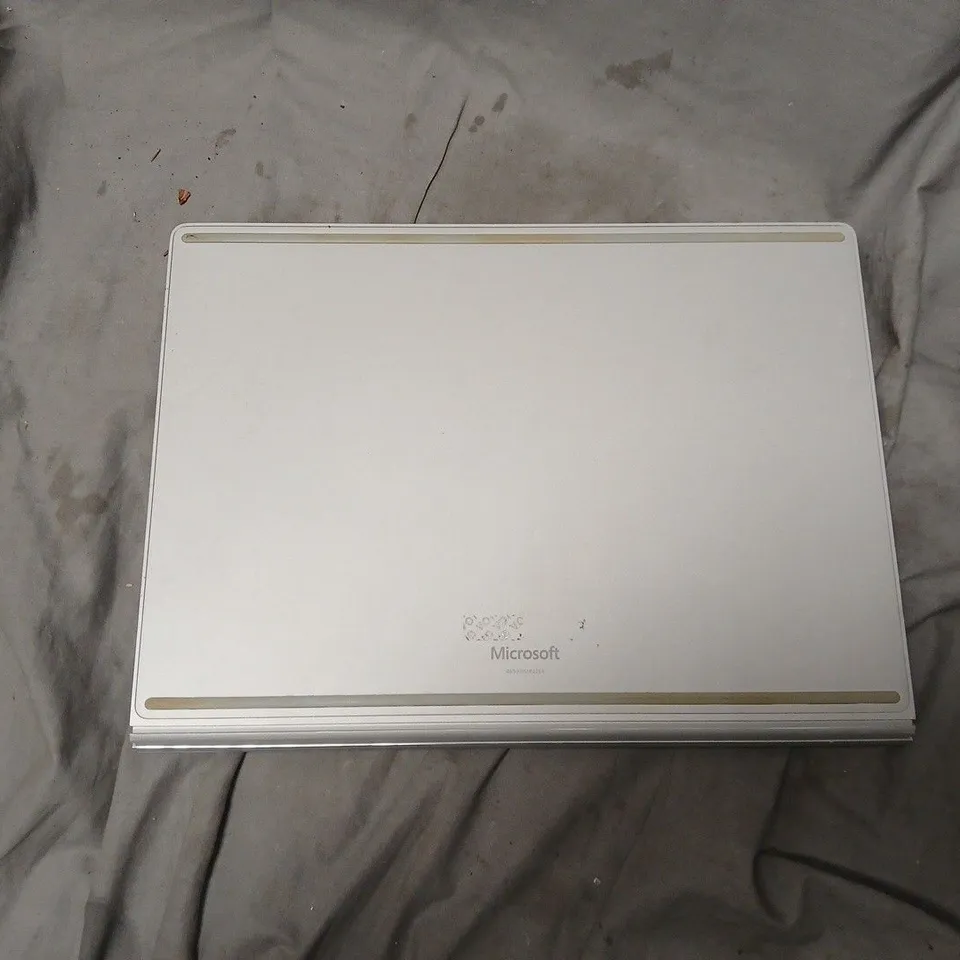 MICROSOFT SURFACE BOOK 2 