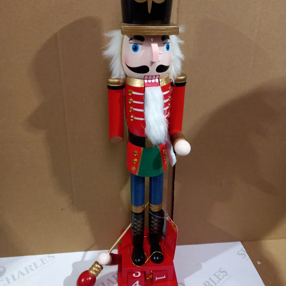 BOXED THREE KINGS STANDING WOODEN NUTCRACKER ADVENT CALENDAR COUNTDOWN RRP £29.99