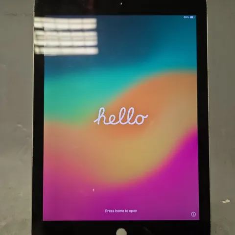 APPLE IPAD 6TH GEN A1893