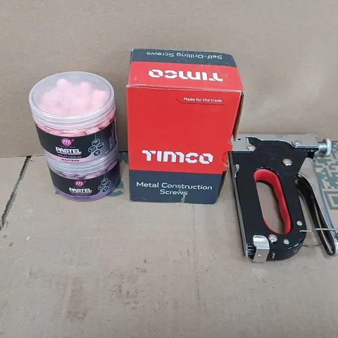 APPROXIMATELY 15 ASSORTED HOUSEHOLD PRODUCTS TO INCLUDE METAL STAPLER, TIMCO METAL CONSTRUCTION SCREWS, MAINLINE BAITS FRUITY SQUID FLAVOUR ETC 