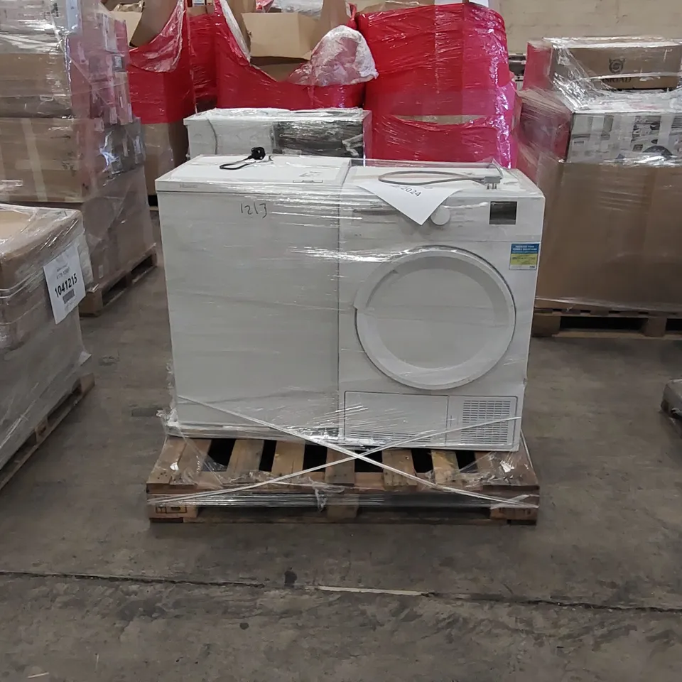 HISENSE FV105D4BW21 55CM WIDE UNDER-COUNTER FREEZE AND BEKO FREESTANDING 8KG CONDENSER TUMBLE DRYER WHITE - UNPROCESSED RAW RETURNS