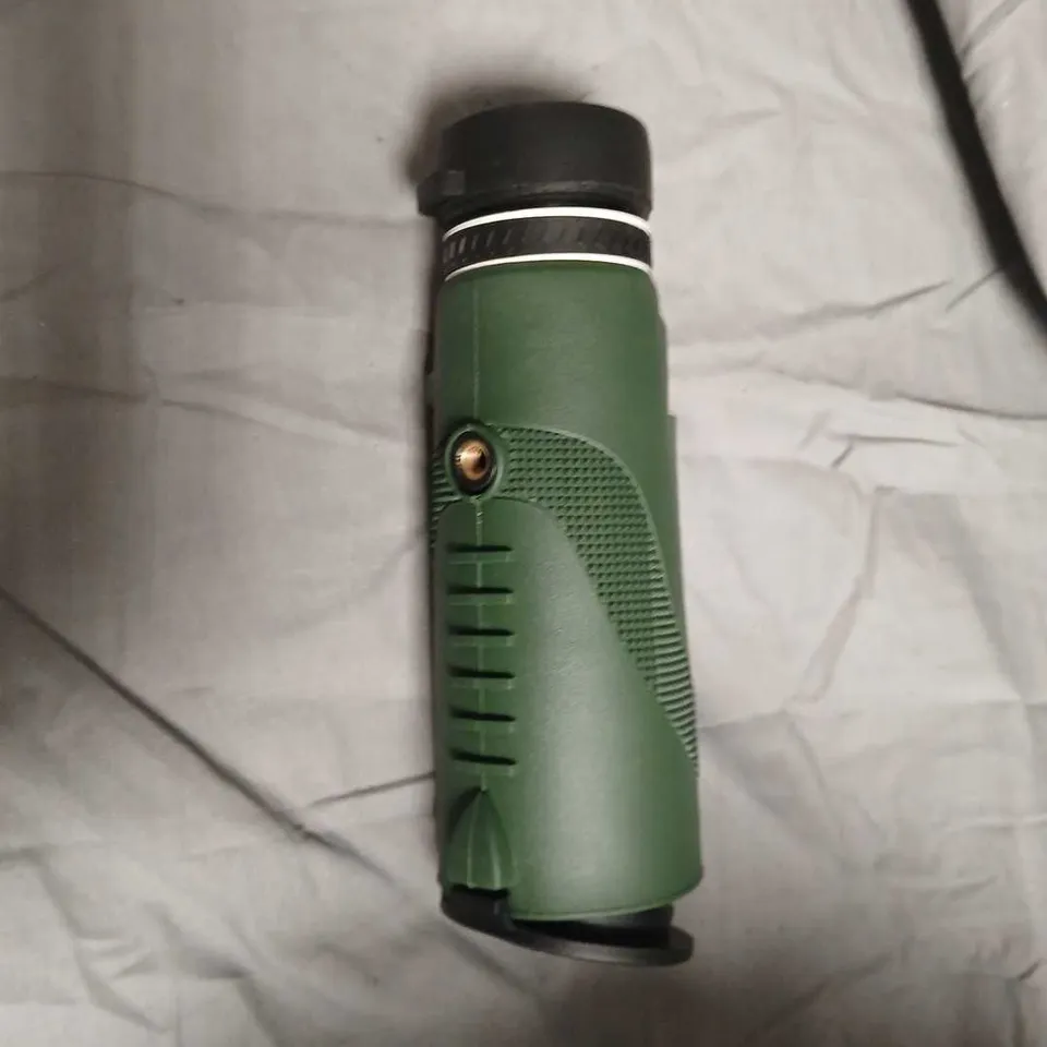 GREEN MONOCULAR TELESCOPE WITH BOX