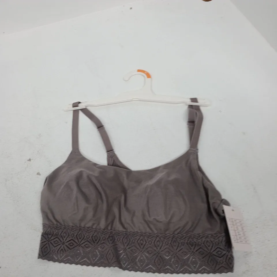 BOX OF APPROXIMATELY 30 AUDEN BRAS IN ASSORTED SIZES