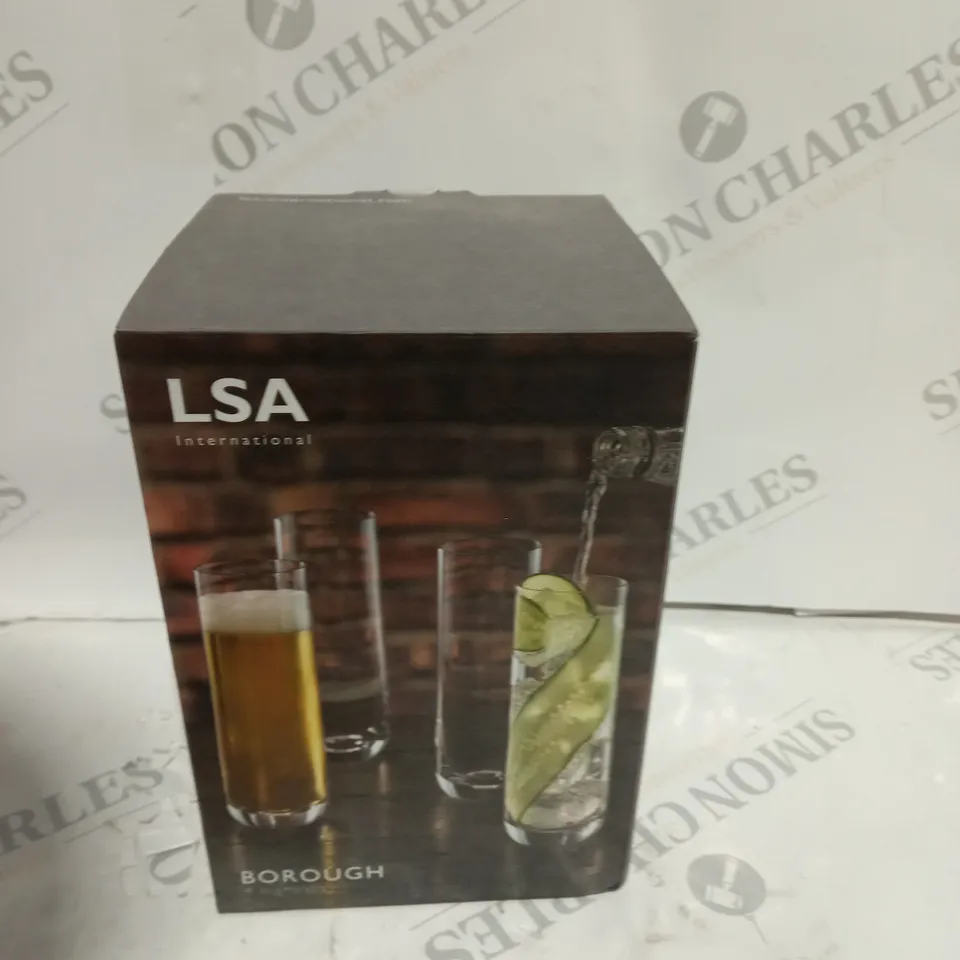 BOX OF ASSORTED HOUSEHOLD ITEMS TO INCLUDE WALLPAPER, GLASSES, CURTAINS ETC 
