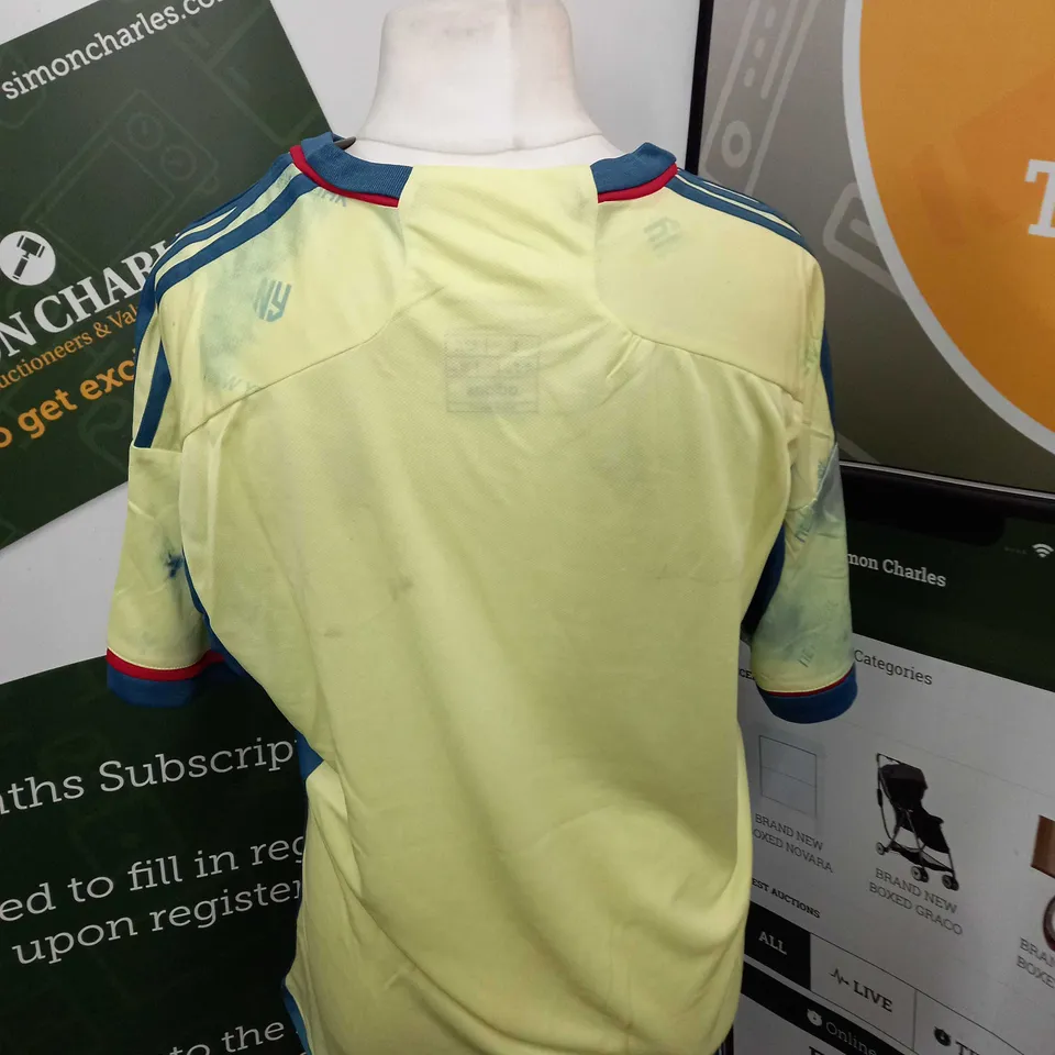 RED BULL SALZBURG AWAY JERSEY SIZE L