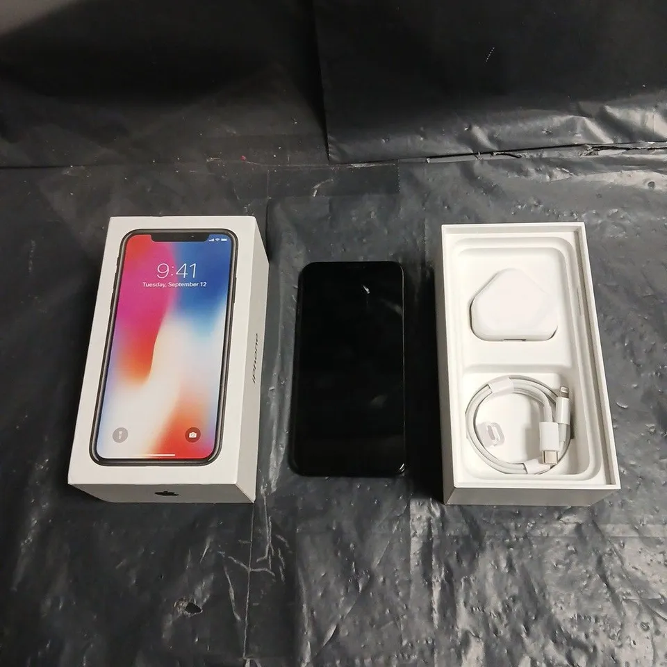 APPLE IPHONE X 64GB – BLACK, BOXED WITH CABLE & ADAPTER