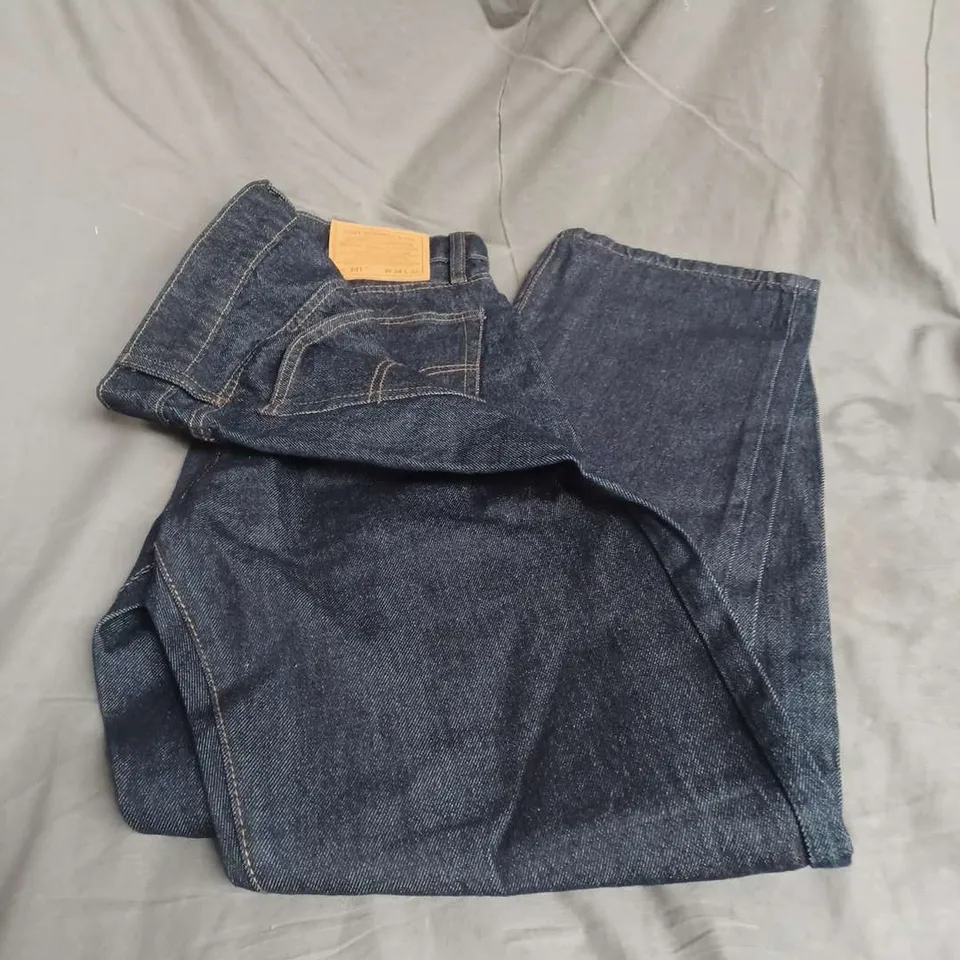 LEVI'S JEANS IN DARK BLUE DENIM SIZE W34 L32