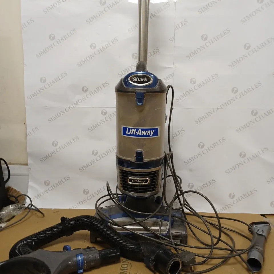 SHARK UPRIGHT VACUUM CLEANER