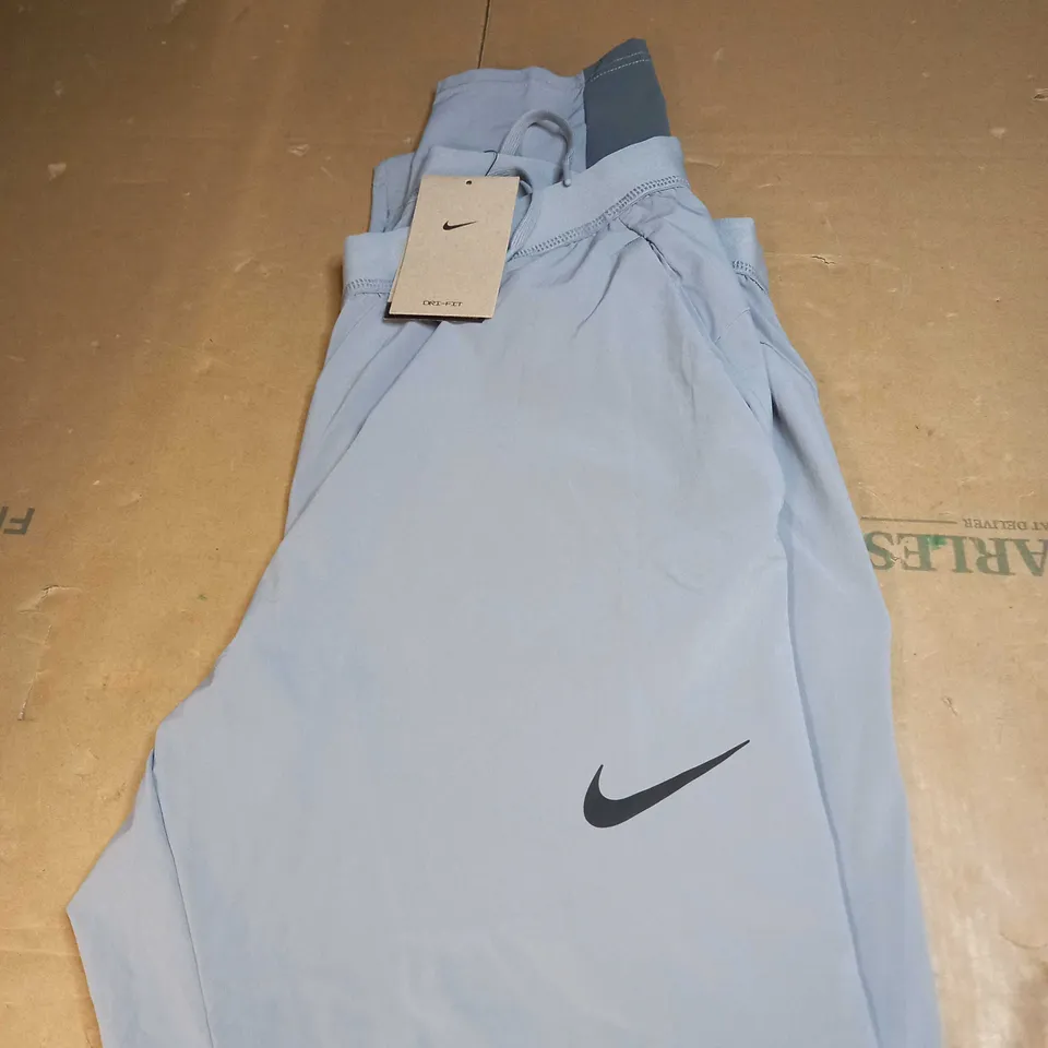 MENS NIKE TRACKSUIT BOTTOMS SIZE M