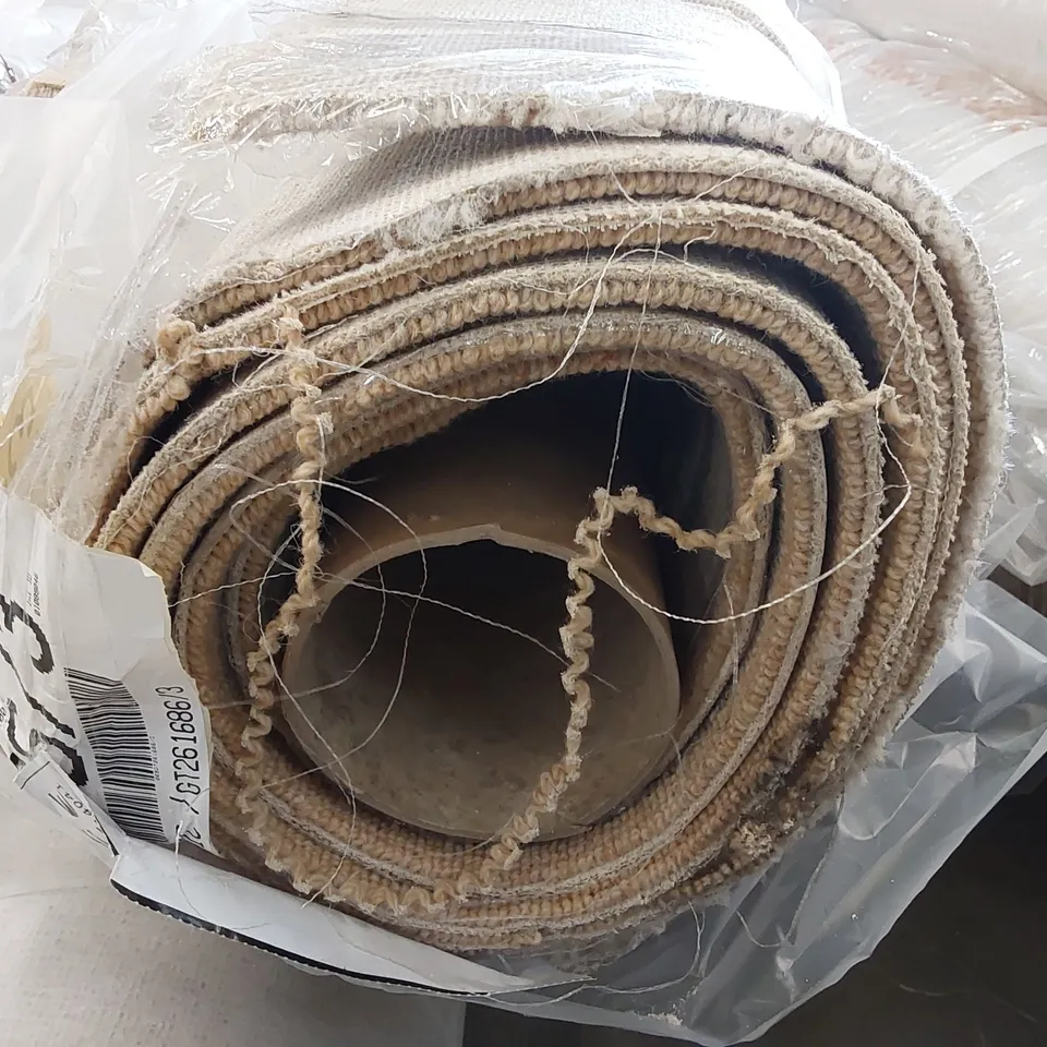 ROLL OF QUALITY TUDOR LINEA SAVANNA CARPET - APPROXIMATELY 4 x 4M