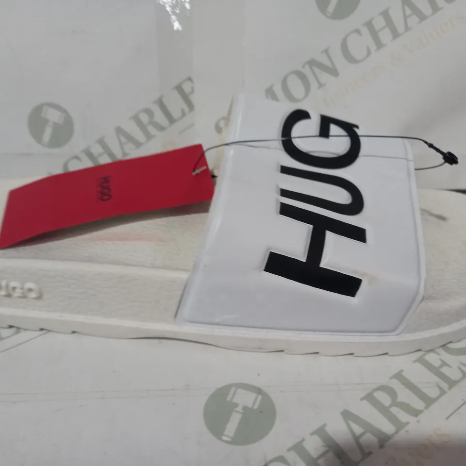 PAIR OF HUGO SLIDERS IN WHITE UK SIZE 8