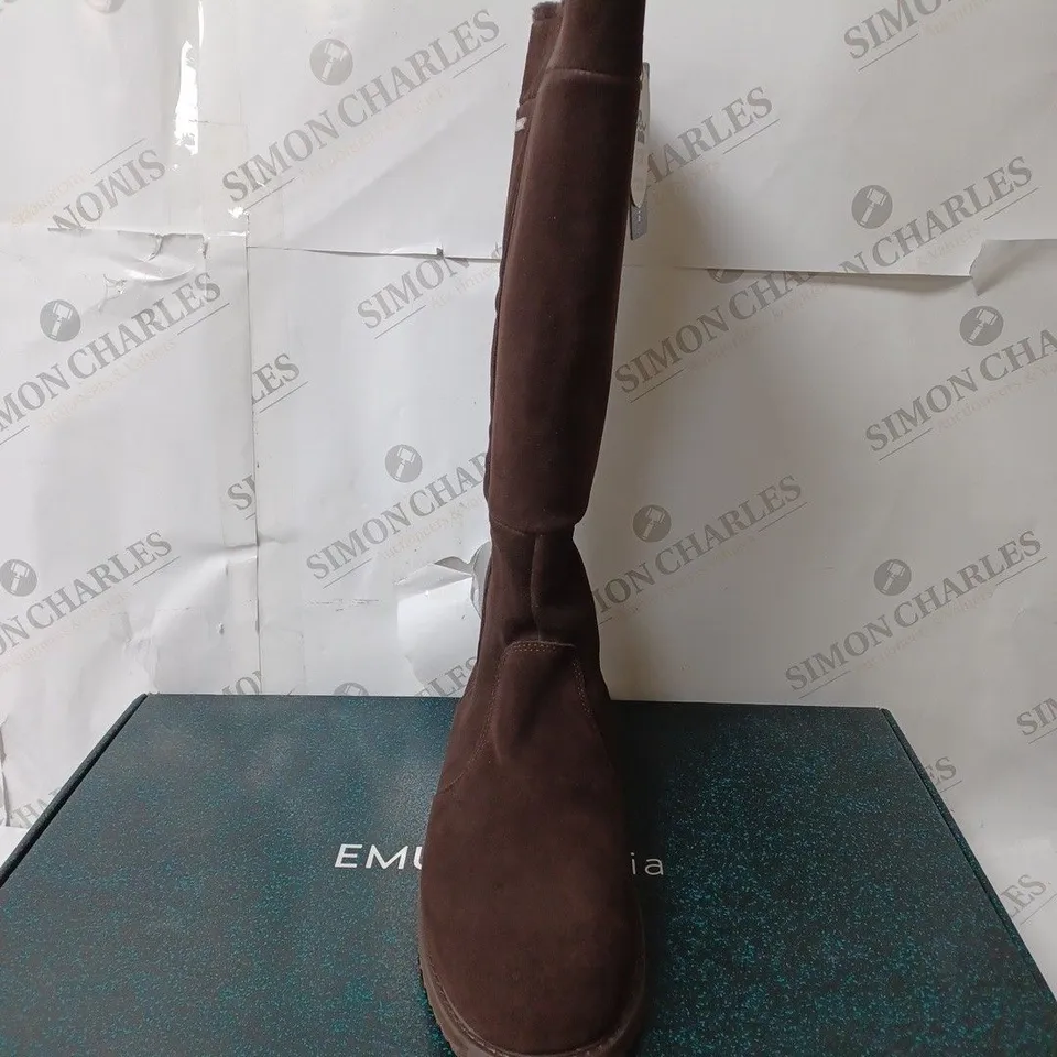 EMU MOONTA BOOTS ESPRESSO - SIZE 9