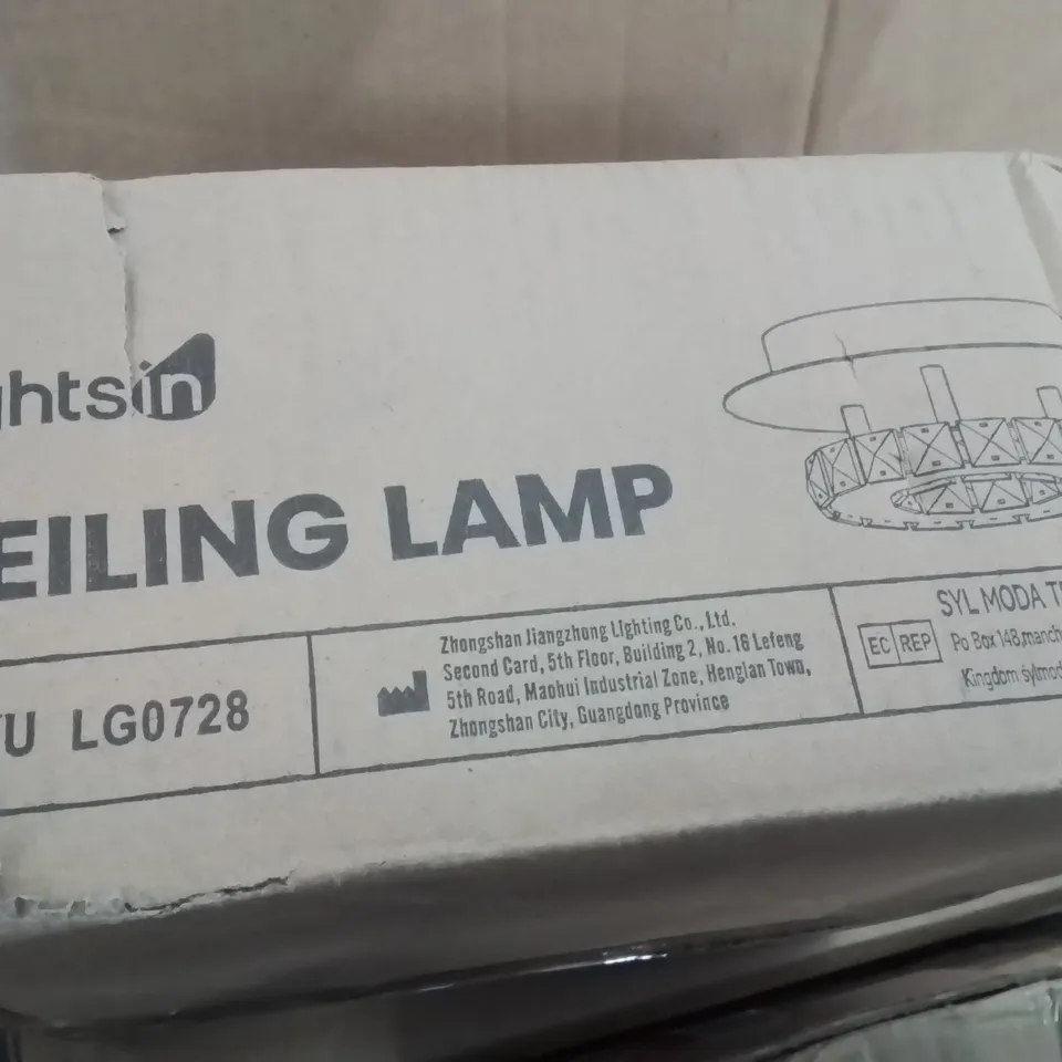 BOXED TARREN GLASS LED FLUSH MOUNT (1 BOX)