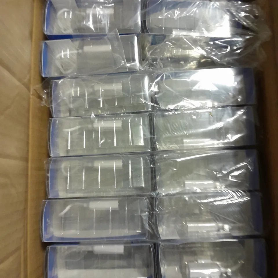 APPROXIMATELY 40 BOXED PLAY 'N' GO 3.5MM HEADPHONE SPLITTER CABLES	
