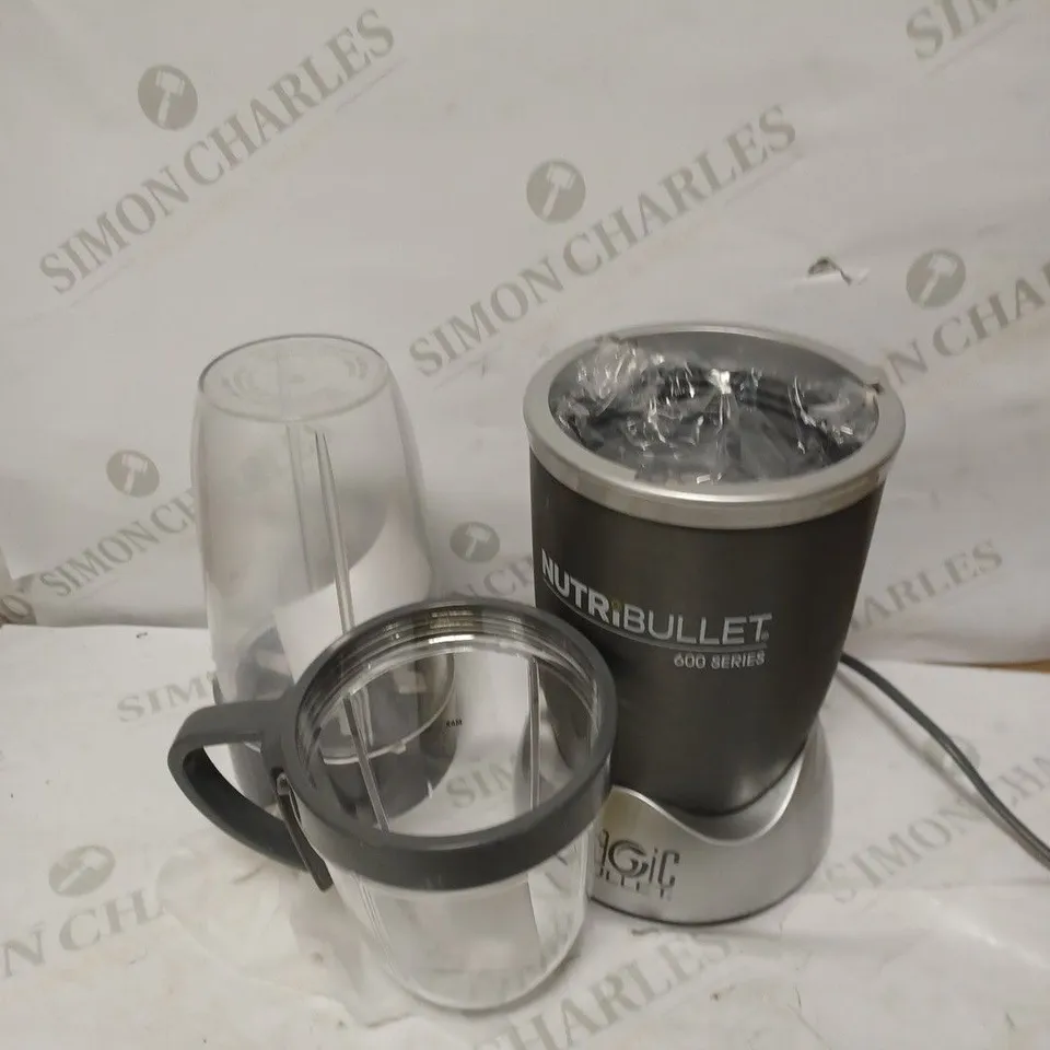 NUTRIBULLET 600 SERIES HIGH SPEED BLENDER