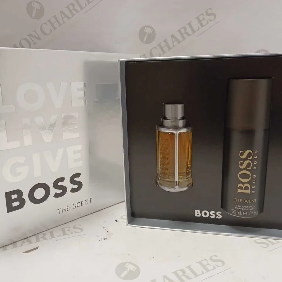HUGO BOSS THE SCENT EAU DE TOILETTE 50ML GIFT SET	