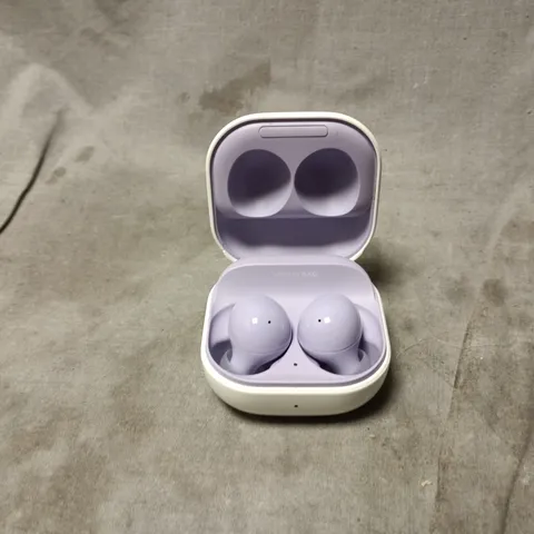 SAMSUNG GALAXY BUDS2 IN LILAC