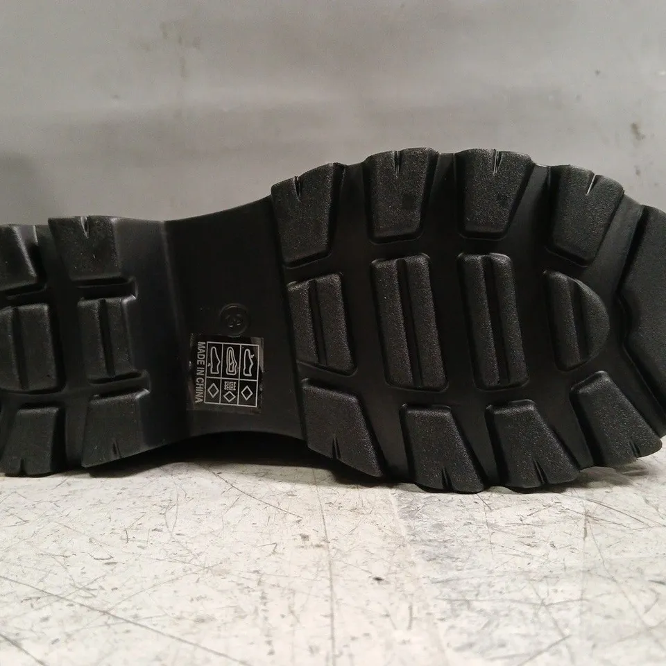 BOXED PAIR OF KOI SANTOKU TRIDENT SPIKE PLATFORM BOOTS IN BLACK SIZE UK 3