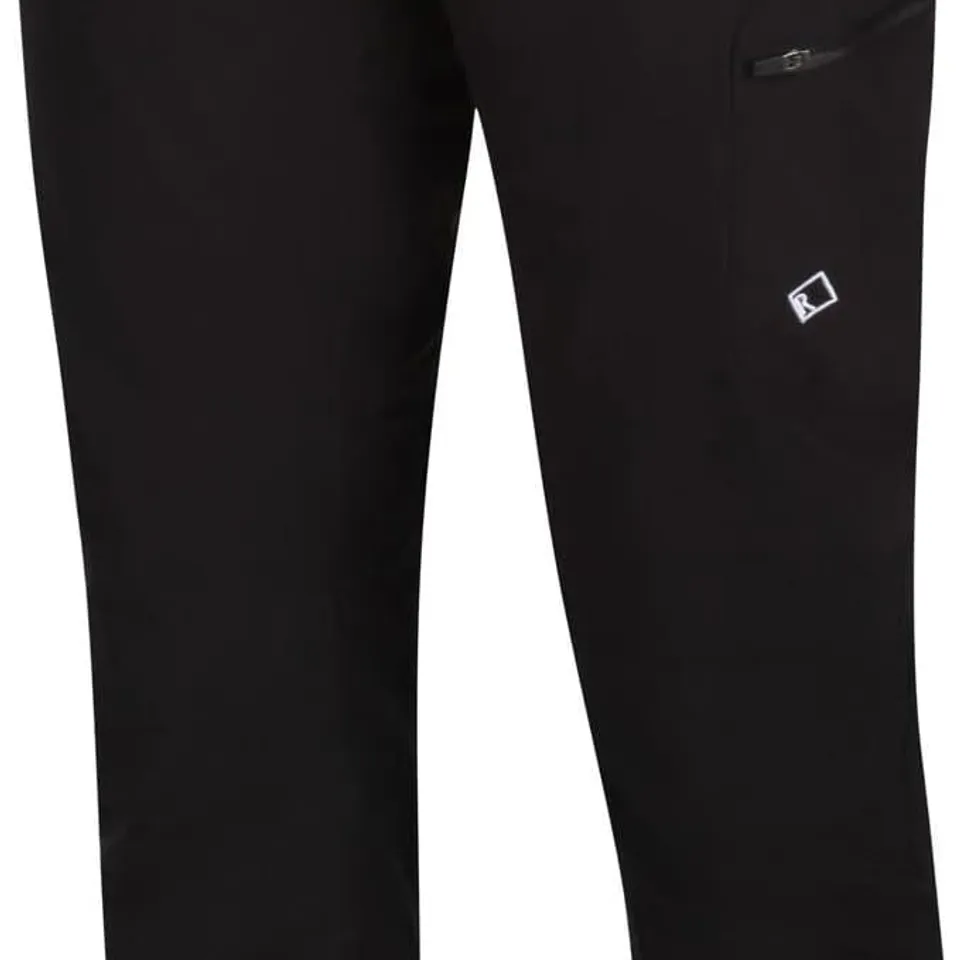 BRAND NEW REGATTA MEN'S HIGHTON WINTER TROUSERS  IN BLACK - UK 42"