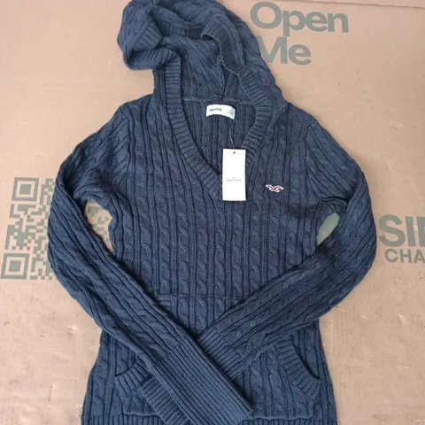 HOLLISTER CABLE-KNIT V-NECK HOODED SWEATER IN NAVY SIZE XS