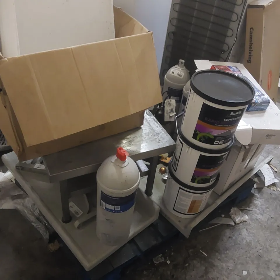 PALLET CONTAINING A LARGE QUANTITY OF ASSORTED ITEMS INCLUDING: WATER FILTER CARTRIDGES, RAPID SETTING CEMENT, SHOWER MIXER KIT ECT