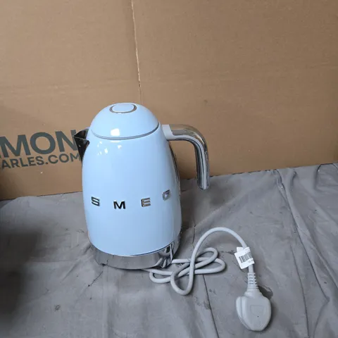 SMEG RETRO ELECTRIC KETTLE β SKY BLUE