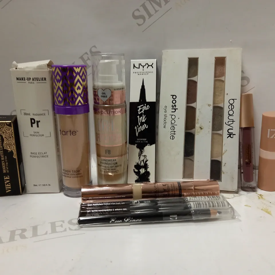 LOT OF APPROX 10 ASSORTED MAKEUP PRODUCTS TO INCLUDE BEAUTYUK POSH PALETTE EYESHADOWS, NYX EPIC INK LINER, TARTE FOUNDATION - 22N LIGHT NEUTRAL