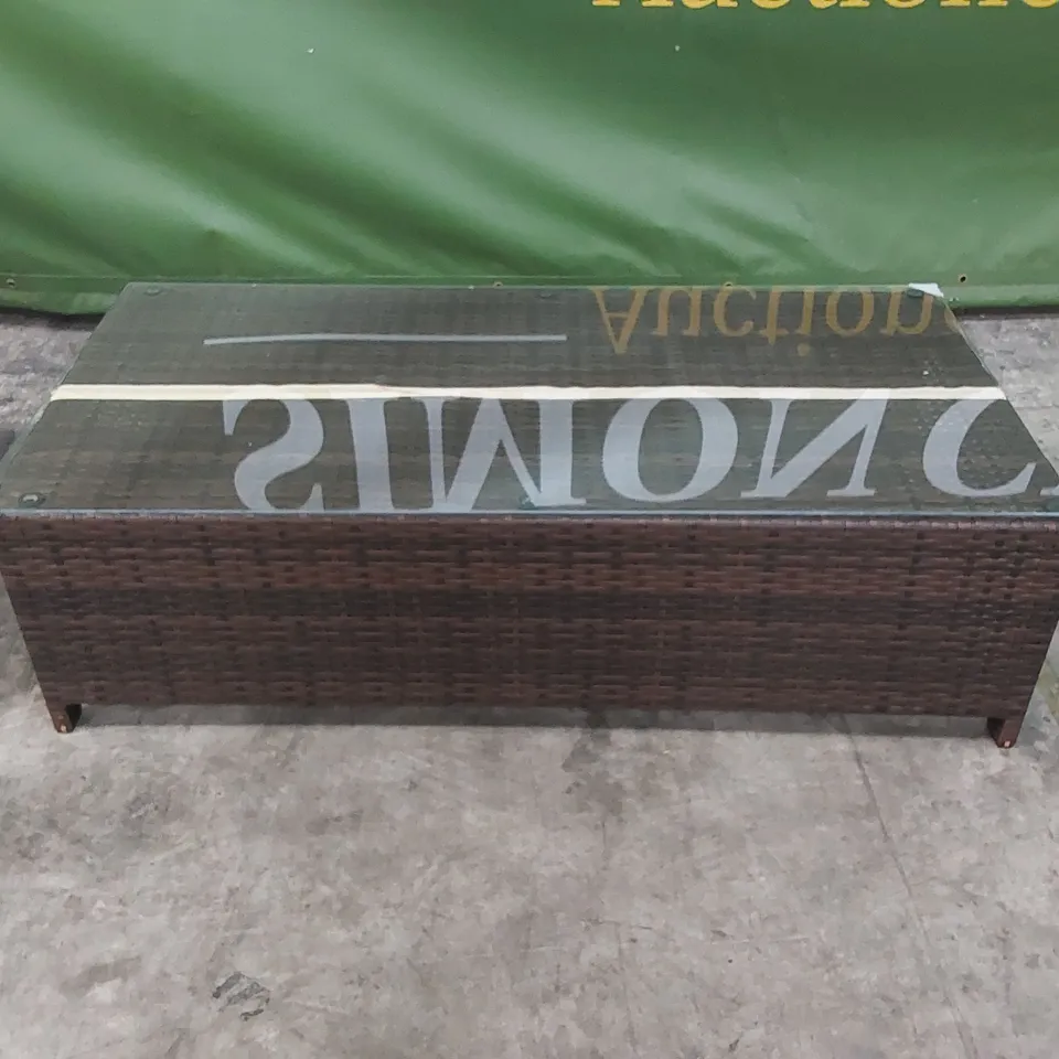 DESIGNER RATTAN COFFEE TABLE WITH GLASS TOP 