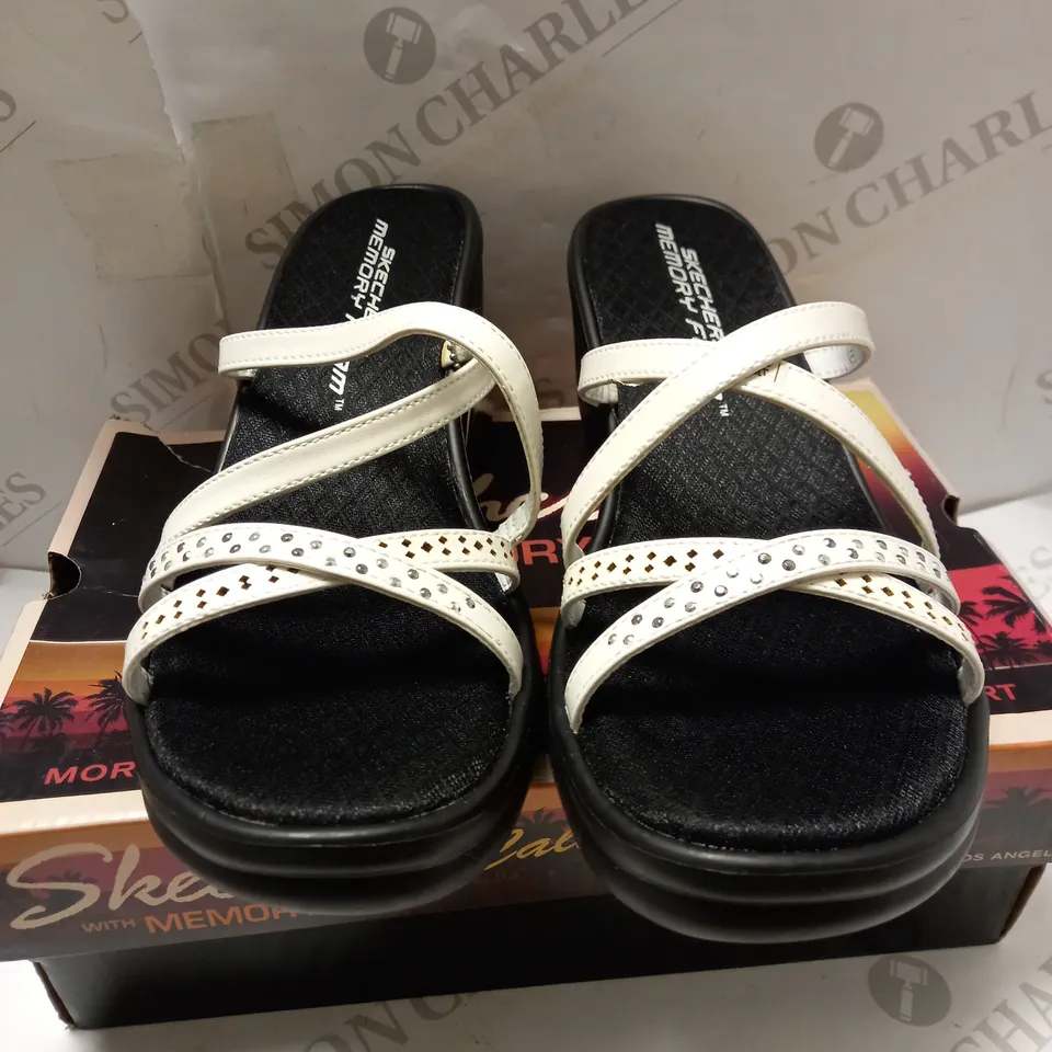 SKECHERS WHITE RHINESTONE WEDGE SANDALS - SIZE 8