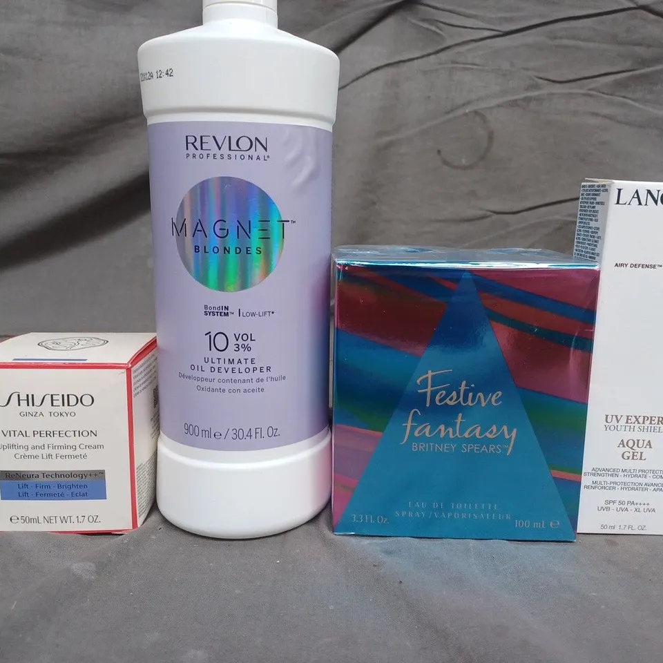 BOX OF APPROXIMATELY 20 ASSORTED HEALTH & BEAUTY ITEMS TO INCLUDE - LANCOME UV EXPERT AQUA GEL , REVLON MAGNET BLONDES , FESTIVE FANTASY BRITNEY SPEARS ETC