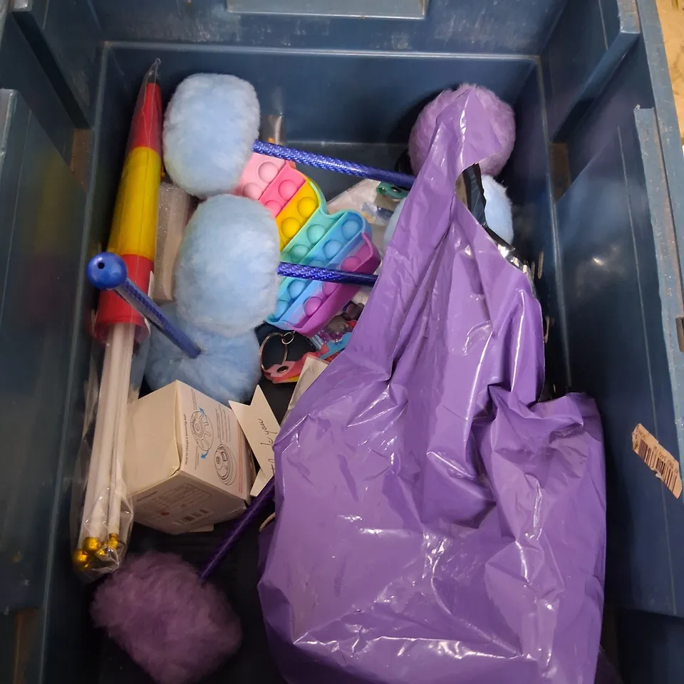 TOTE OF ASSORTED TOYS AND ACCESSORIES TO INCLUDE;