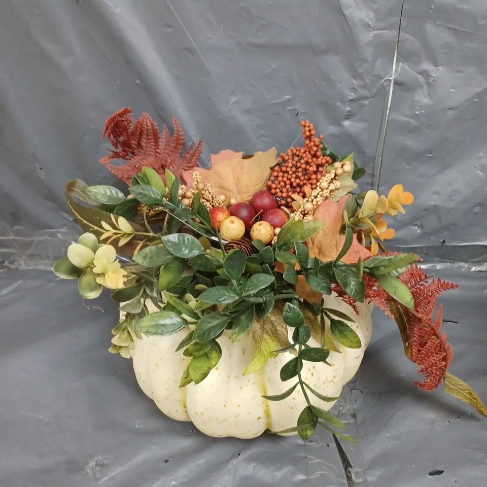 PUMPKIN FAUX FLOWER ARRANGEMENT RRP £23