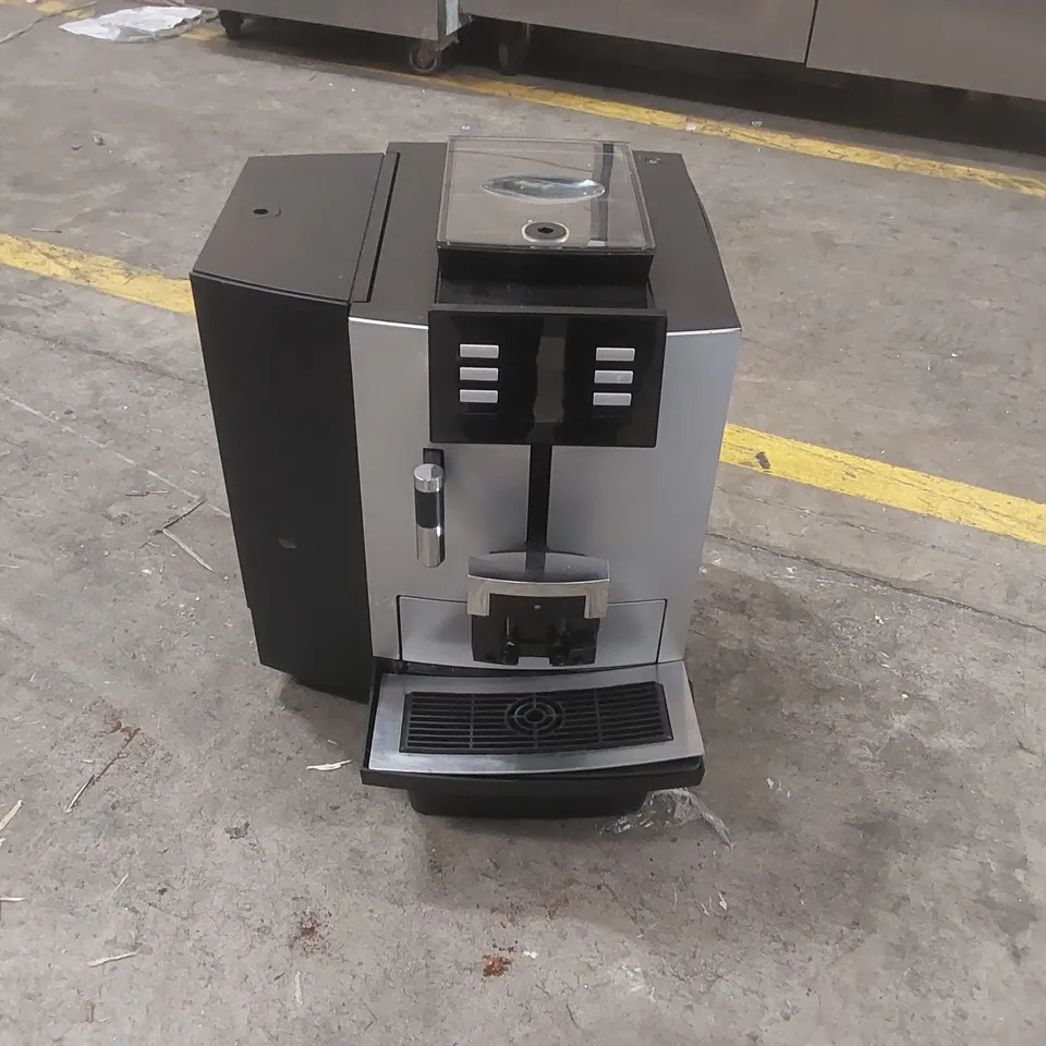 JURA JX8 PLATINUM COFFEE MACHINE